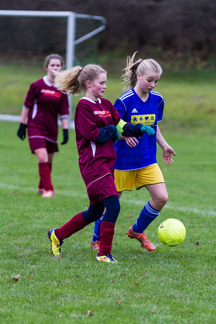 Bild 148 - B-Juniorinnen TSV Gnutz o.W. - SV Henstedt Ulzburg II : Ergebnis: ca. 5:0